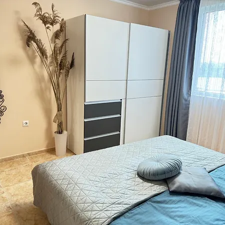 Apartman Mayana Appartament