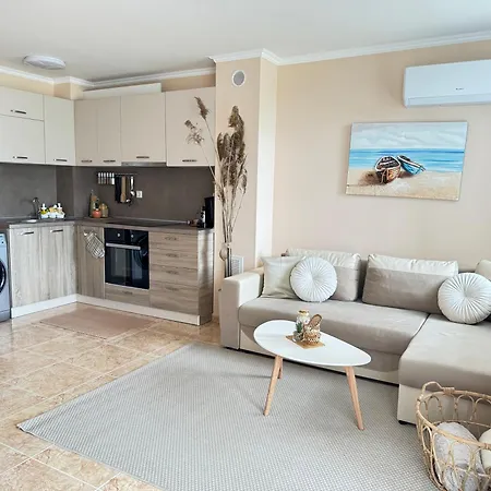 Apartman Mayana Appartament *